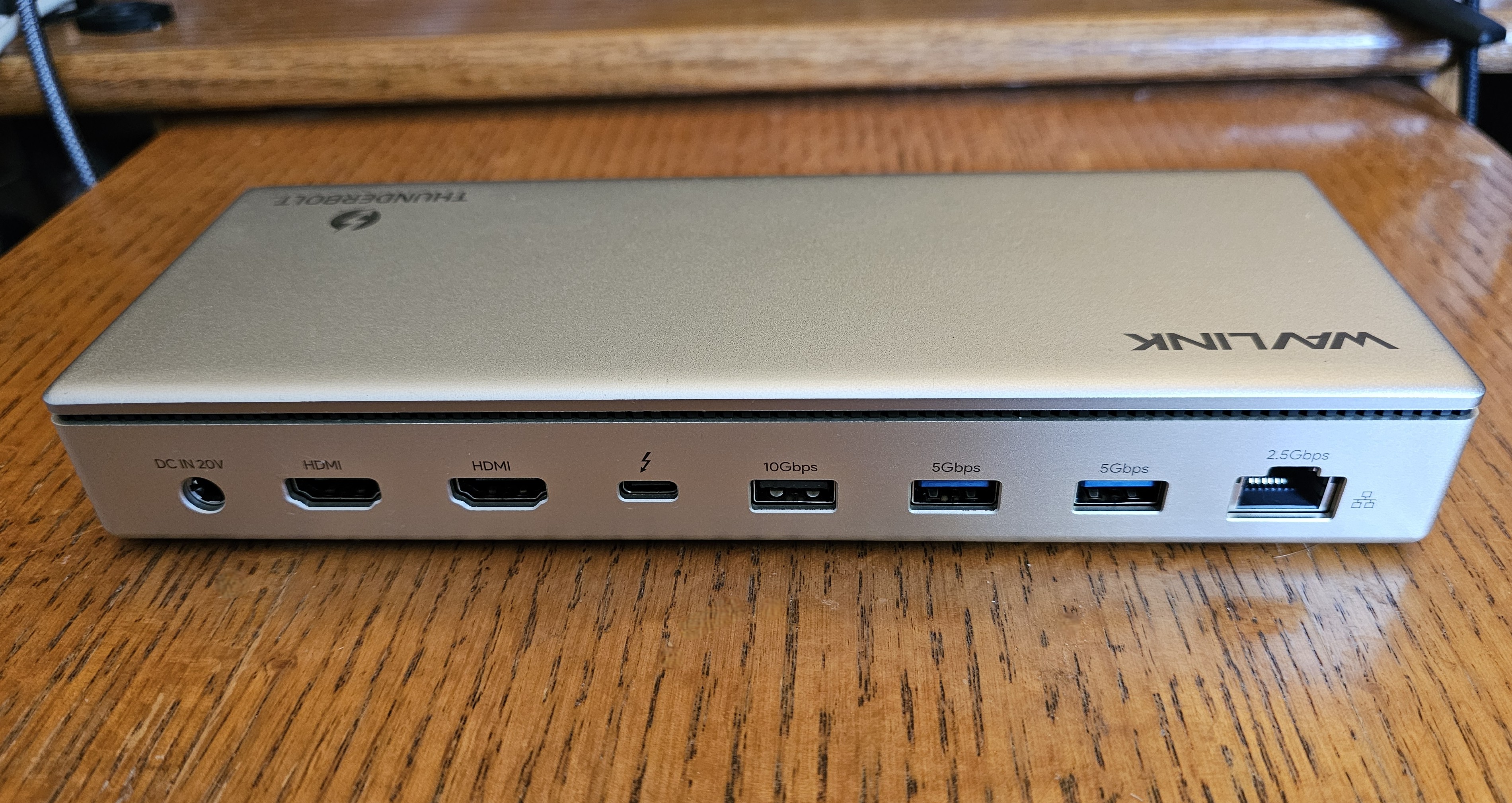 Wavlink Thunderbolt 4 Dock UTD45 5 back