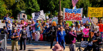 Epstein accusers ramp up pressure on Congress: From the Politics Desk