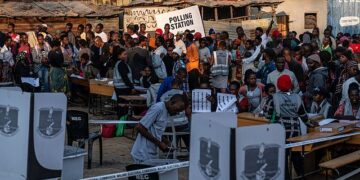 Malawians hope for change as they cast vote in presidential election